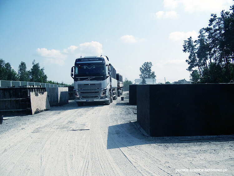 Transport szamb betonowych  w Szczytnie